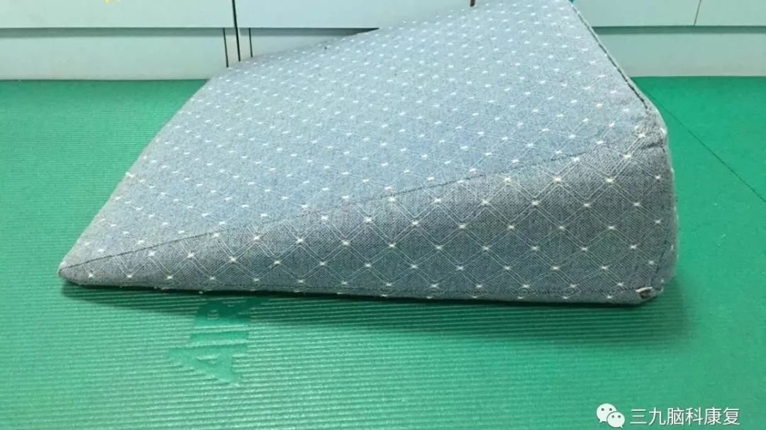 髋关节训练器_髋关节坐姿_髋关节训练椅