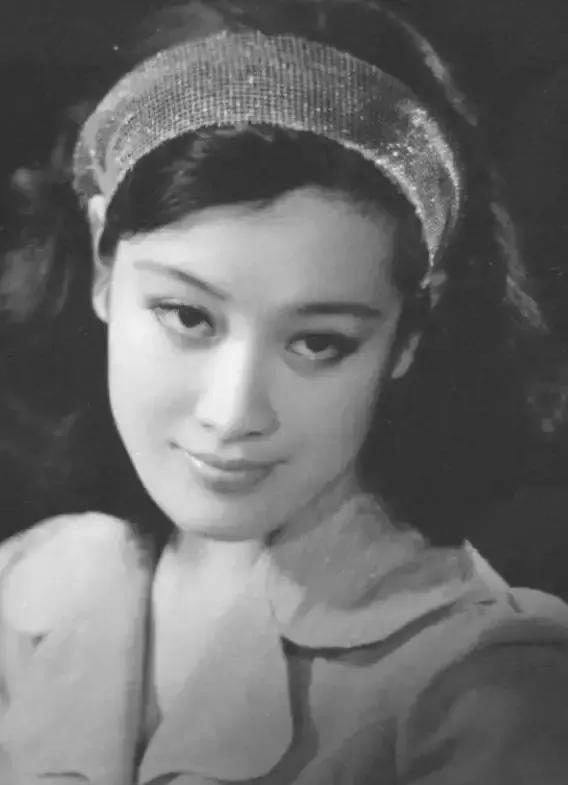 五朵五朵金花歌曲_永远的紫金花歌曲_金花歌曲年龄