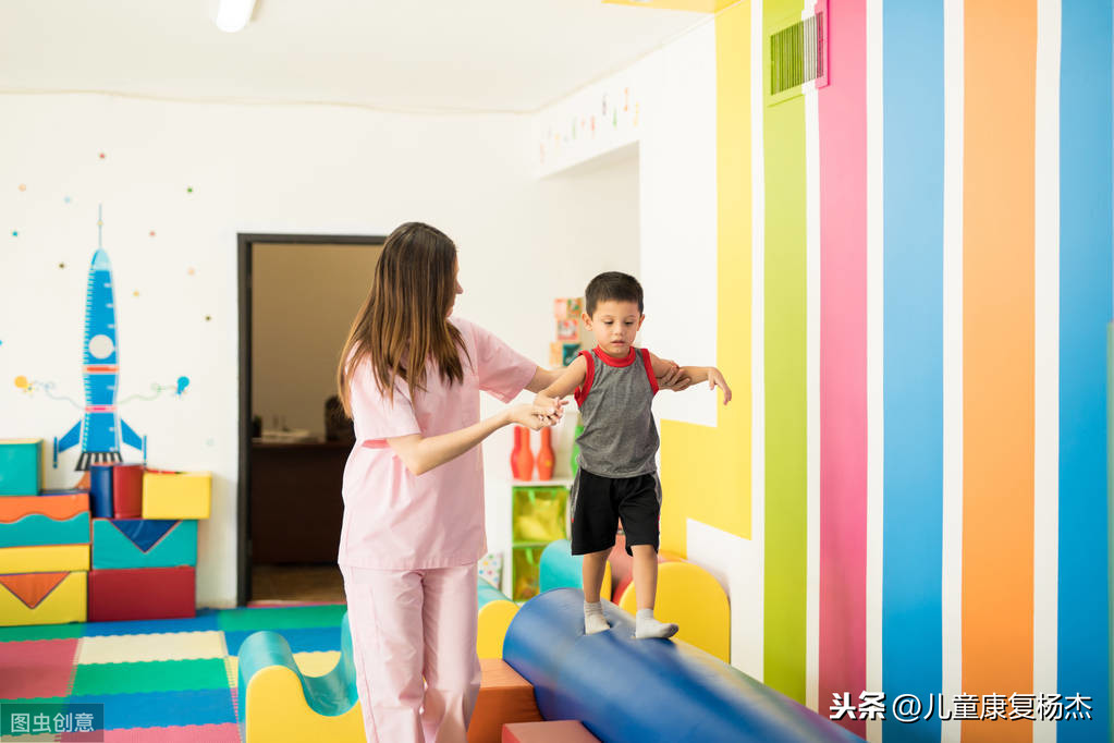 髋关节坐姿_髋关节训练器_髋关节训练椅