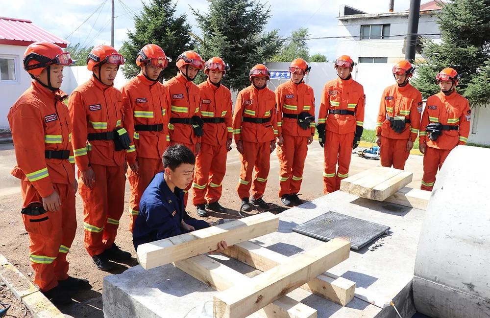 开yun体育app入口登录 东极火焰蓝 | 特种灾害救援技能培训系列——地震救援篇