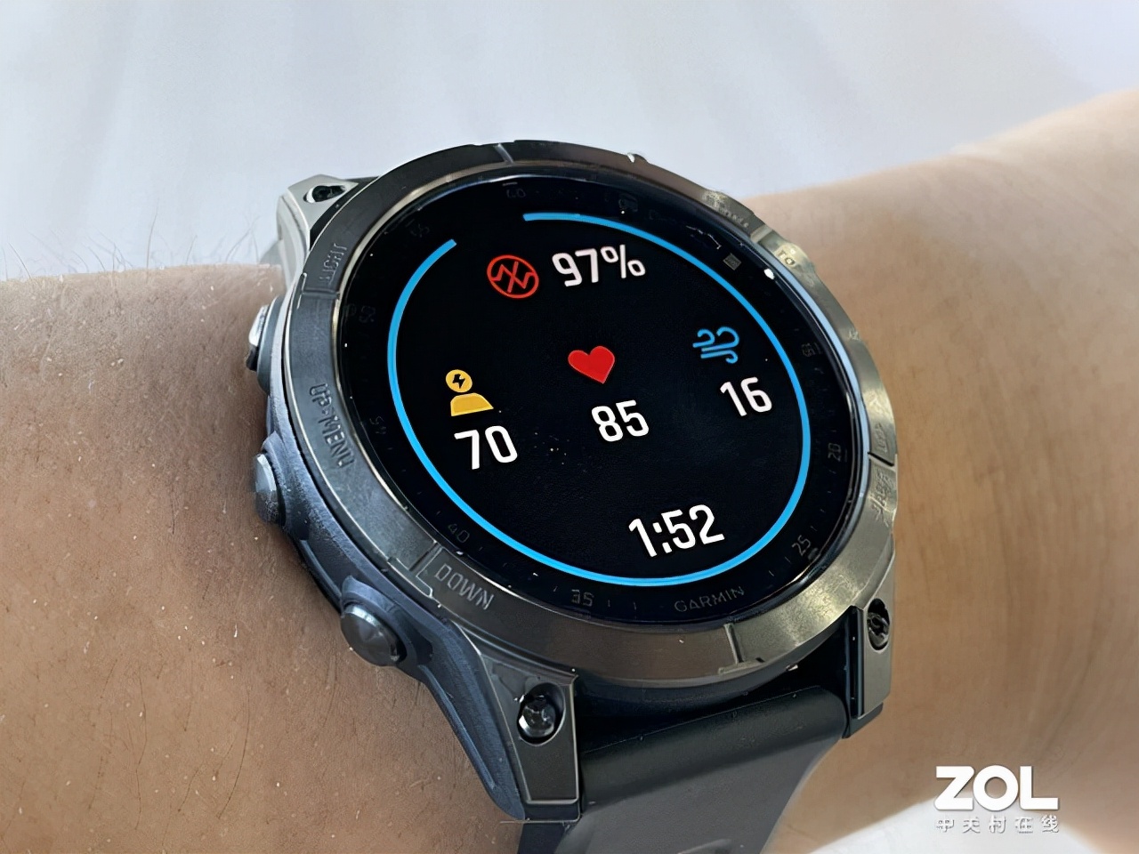 健身手套什么品牌好_健身手套什么牌子的好_健身手套评测