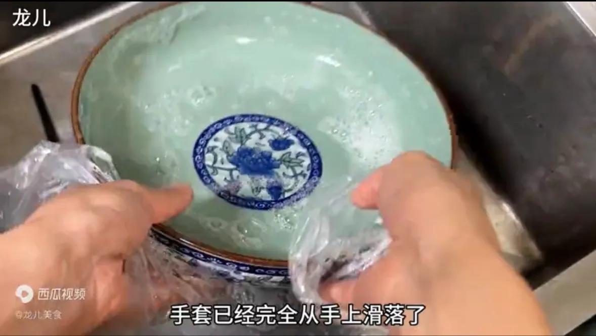 一次性手套正确戴法_健身手套紧的好处_如何让一次性手套更服帖