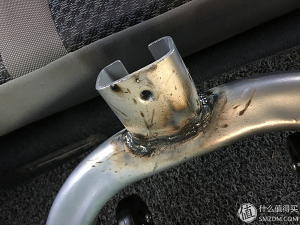 健身手套有味道_健身手套臭了_手套味大有毒吗