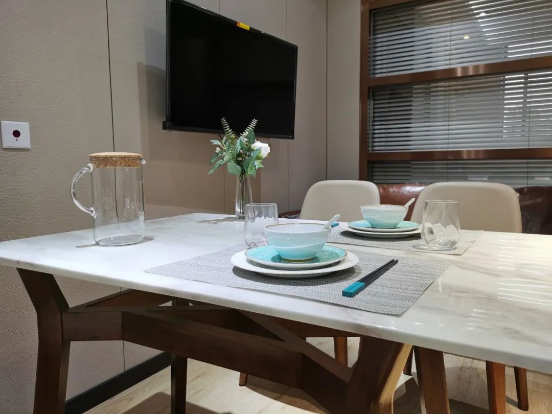 上海晨韵公寓住宿条件_长宁区晨品人才公寓_网红地标上生·新所人才公寓