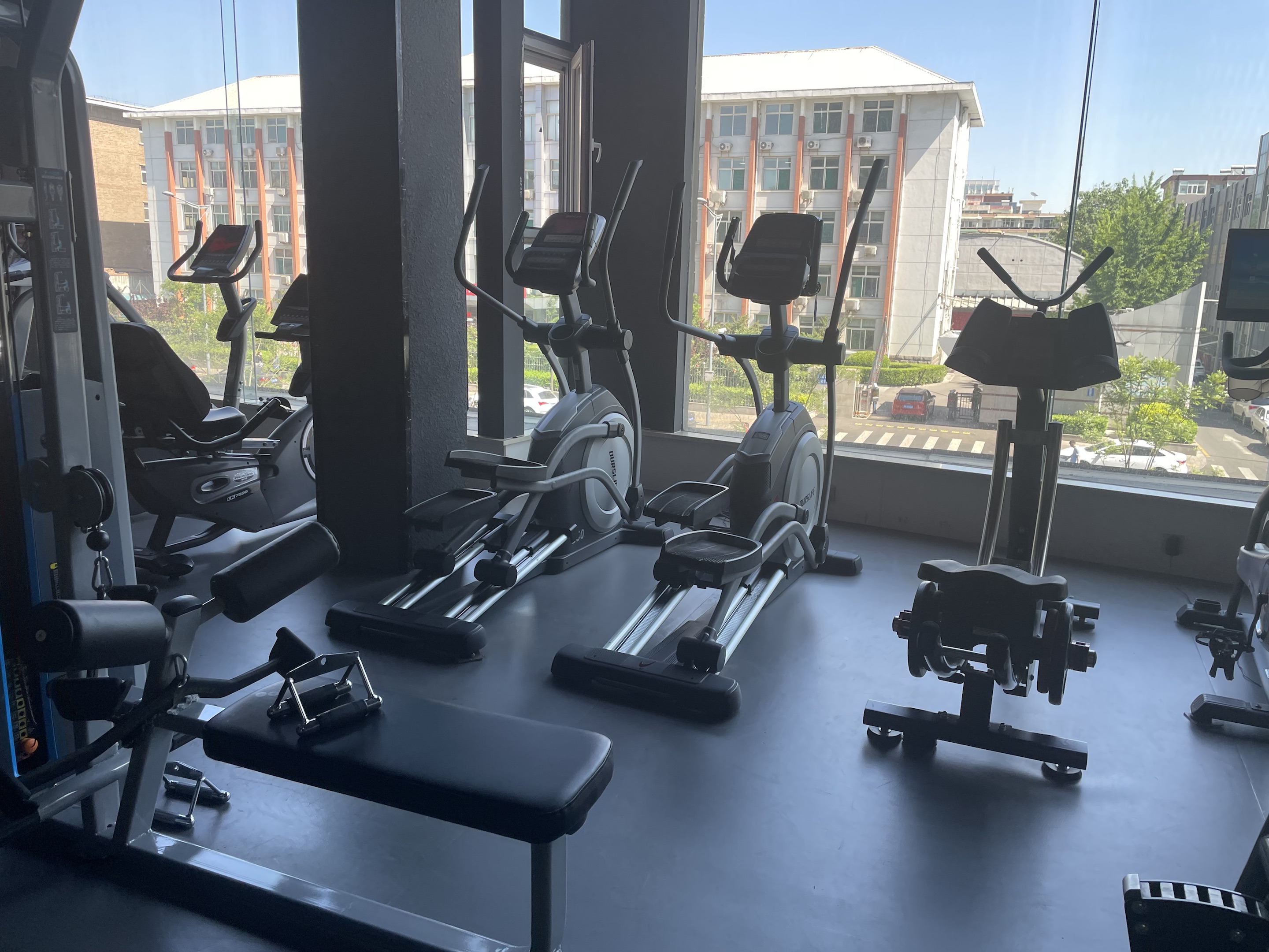 牌子进口跑步机好还是国产_进口跑步机什么牌子好_牌子进口跑步机好用吗