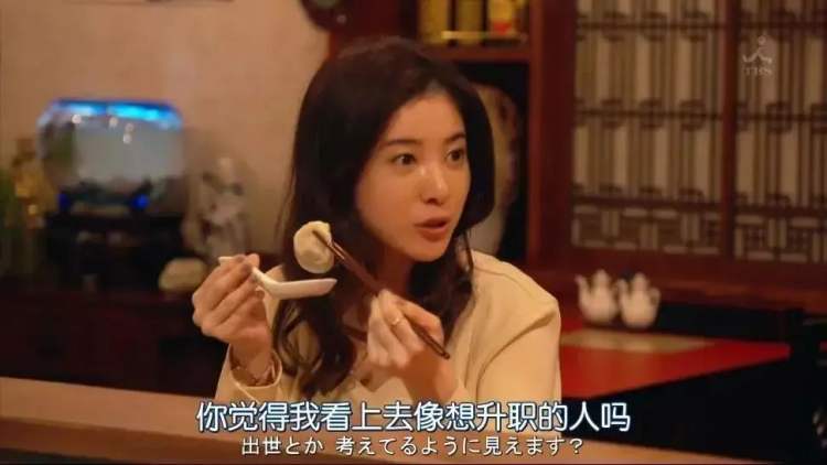 带手套健身护腕怎么戴_健身手套带不带护腕_带手套健身护腕有用吗