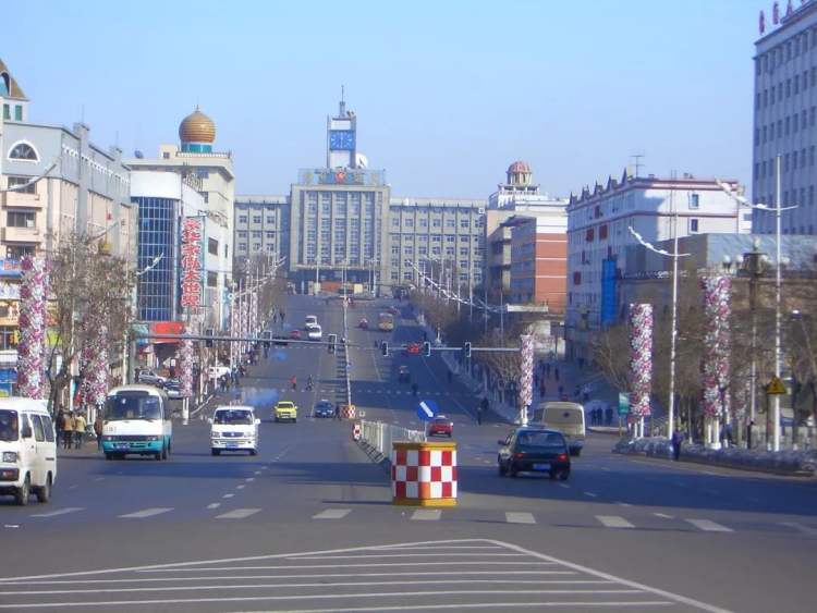 带手套健身护腕怎么戴_带手套健身护腕有用吗_健身手套带不带护腕