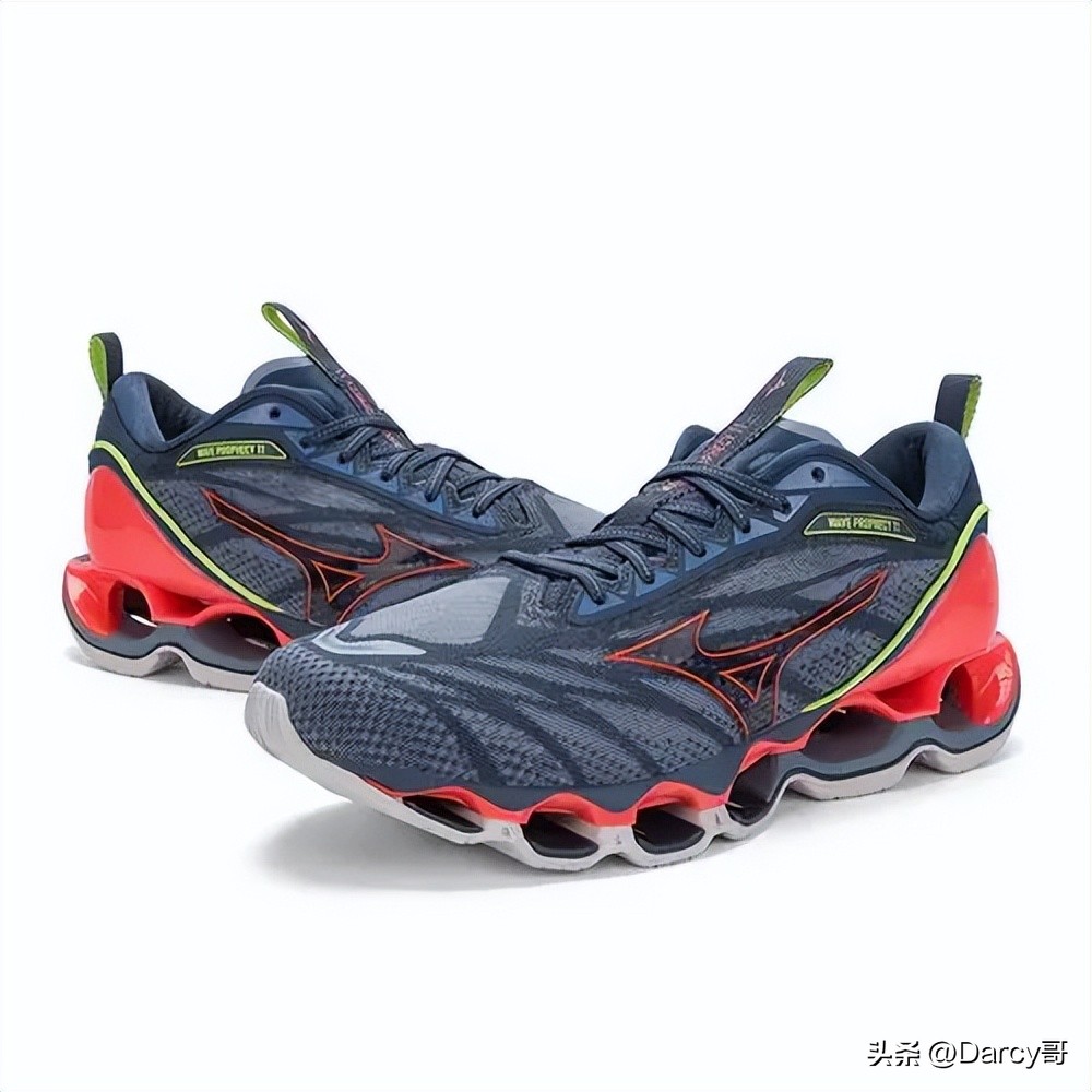 运动品牌历史发展_全球十大知名运动品牌_品牌健身手套