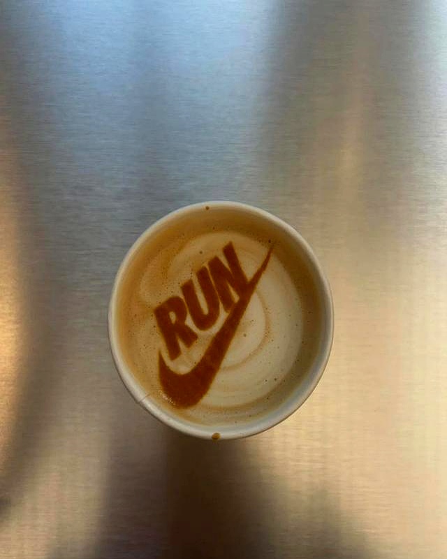 跑鞋科技升级_长距离跑鞋耐磨性_买什么牌子跑步机好