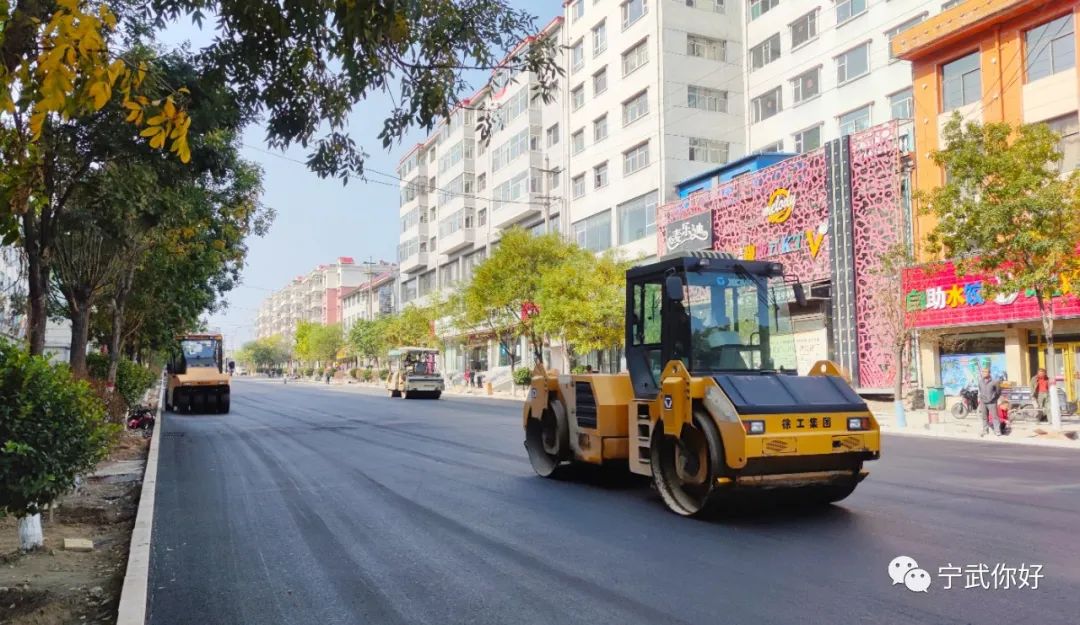 广场舞凤凰飞教学_广场舞凤凰飞分解动作_广场舞凤凰飞舞
