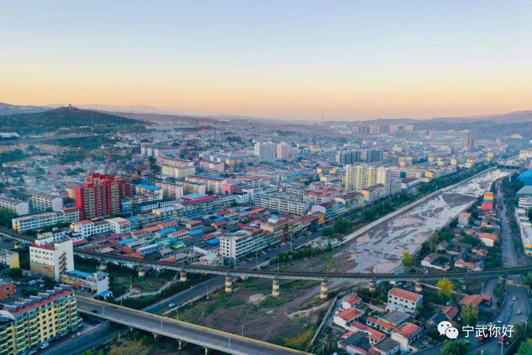 广场舞凤凰飞教学_广场舞凤凰飞舞_广场舞凤凰飞分解动作