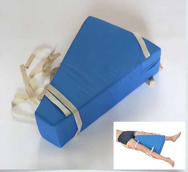 髋关节训练椅_髋关节置换术后康复训练_人工髋关节置换术出院护理