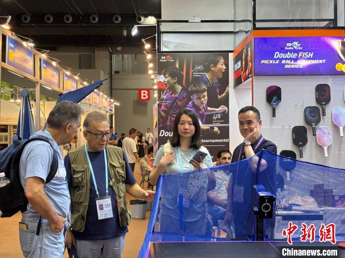 开yun体育官网入口登录体育 视频：广交会上的“体育热”：中国智造实力“圈粉”采购商