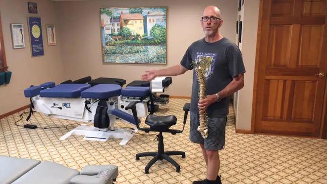 髋关节训练椅_腰椎稳定性训练_博恩斯摇摆椅