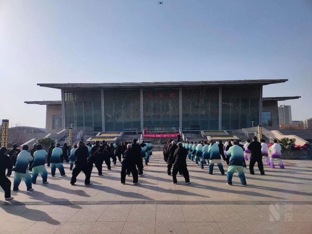 开yun体育app官方下载入口 溧水区老体协 健身气功大拜年《春满溧水：健身气功〈大舞〉交流展演激情盛放》