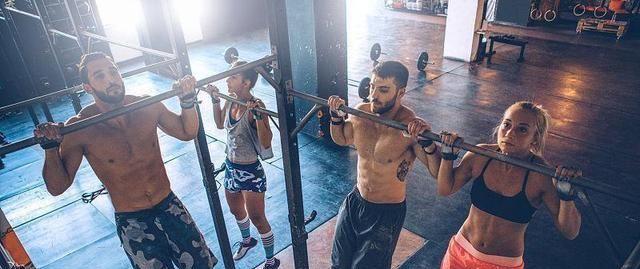 健身手套老茧_手套健身老茧怎么去除_健身手套防起茧