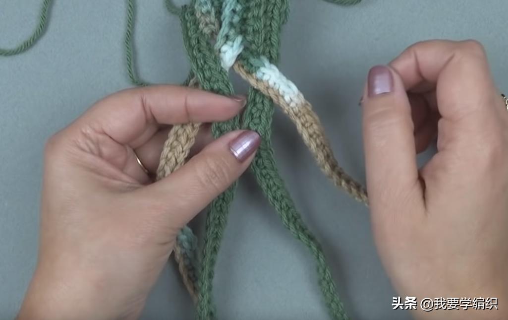 中粗羊毛线钩针教程_健身护腕手套_护腕绞花无指手套钩法