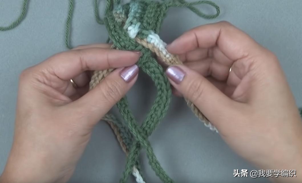 中粗羊毛线钩针教程_护腕绞花无指手套钩法_健身护腕手套