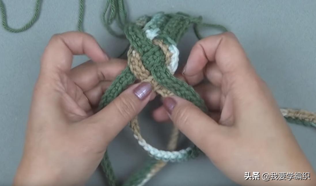 健身护腕手套_护腕绞花无指手套钩法_中粗羊毛线钩针教程