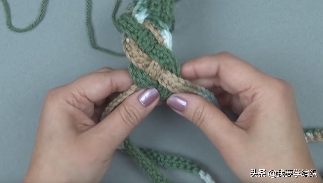 健身护腕手套_护腕绞花无指手套钩法_中粗羊毛线钩针教程