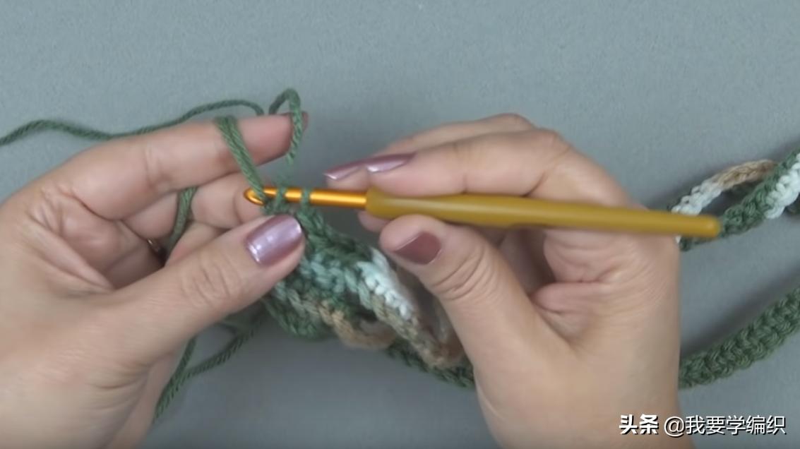 健身护腕手套_护腕绞花无指手套钩法_中粗羊毛线钩针教程