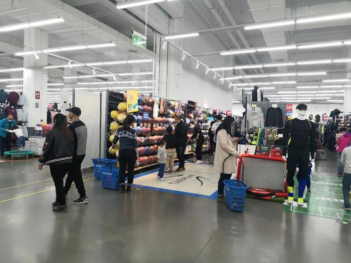 迪卡侬品牌特色_迪卡侬口碑营销策略_迪卡侬健身手套