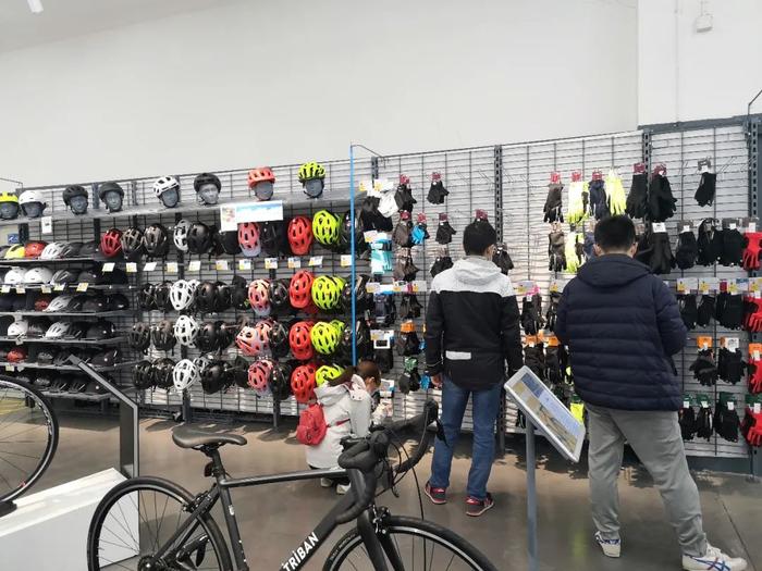 迪卡侬口碑营销策略_迪卡侬品牌特色_迪卡侬健身手套