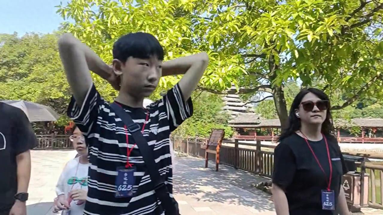 开yun体育官网入口登录app 刘三姐和阿牛哥，在榕树下抛绣球递下了百年好合，白头偕老