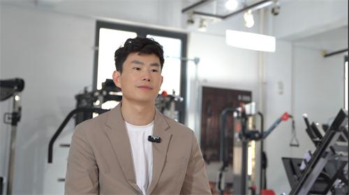 开yunapp体育官网入口下载手机版 以创新驱动，领航健身器材新未来——专访康华健身器材总经理任洋洋