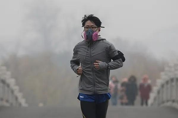 规律跑步机训练_跑步机初学者指南_家用跑步机什么牌子的好