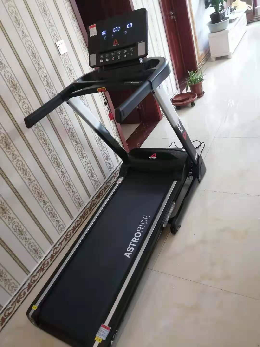 锐步(Reebok)A2型跑步机使用体验怎么会?的第3张示图
