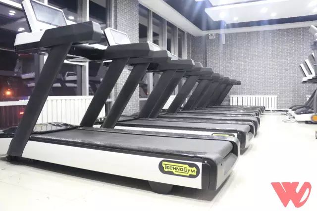 健身手套+护腕_手套健身护腕图片_带护腕的健身手套