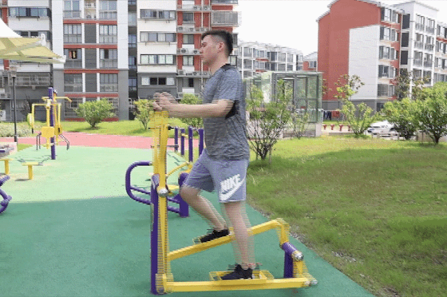 椭圆机锻炼方法_五人站综合训练器安装_社区健身器材使用方法