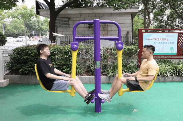 社区健身器材使用方法_五人站综合训练器安装_椭圆机锻炼方法