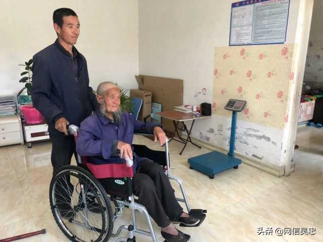 股四头肌训练椅使用方法_股四头肌训练椅安装步骤_股四头肌训练椅