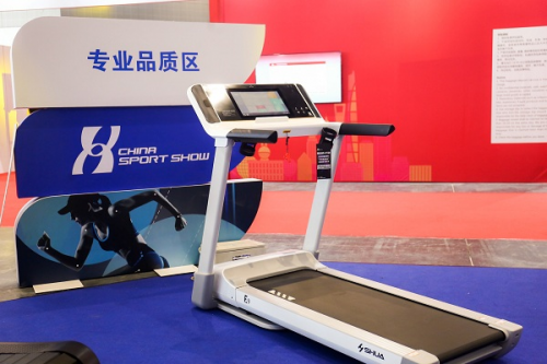 漫画 舒华E9彩屏跑步机能听会说 超有趣某种界面