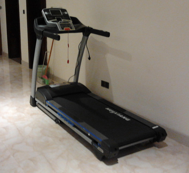 女神漫画免费登录入口页面弹窗 跑步机健身要提高安全意识 警惕跑步机变伤人机