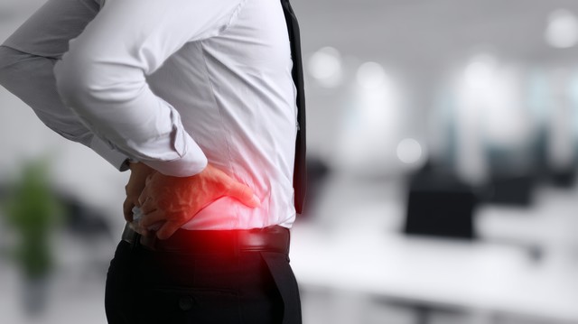 髋关节疼痛康复锻炼_髋关节疼痛原因及缓解方法_髋关节训练椅