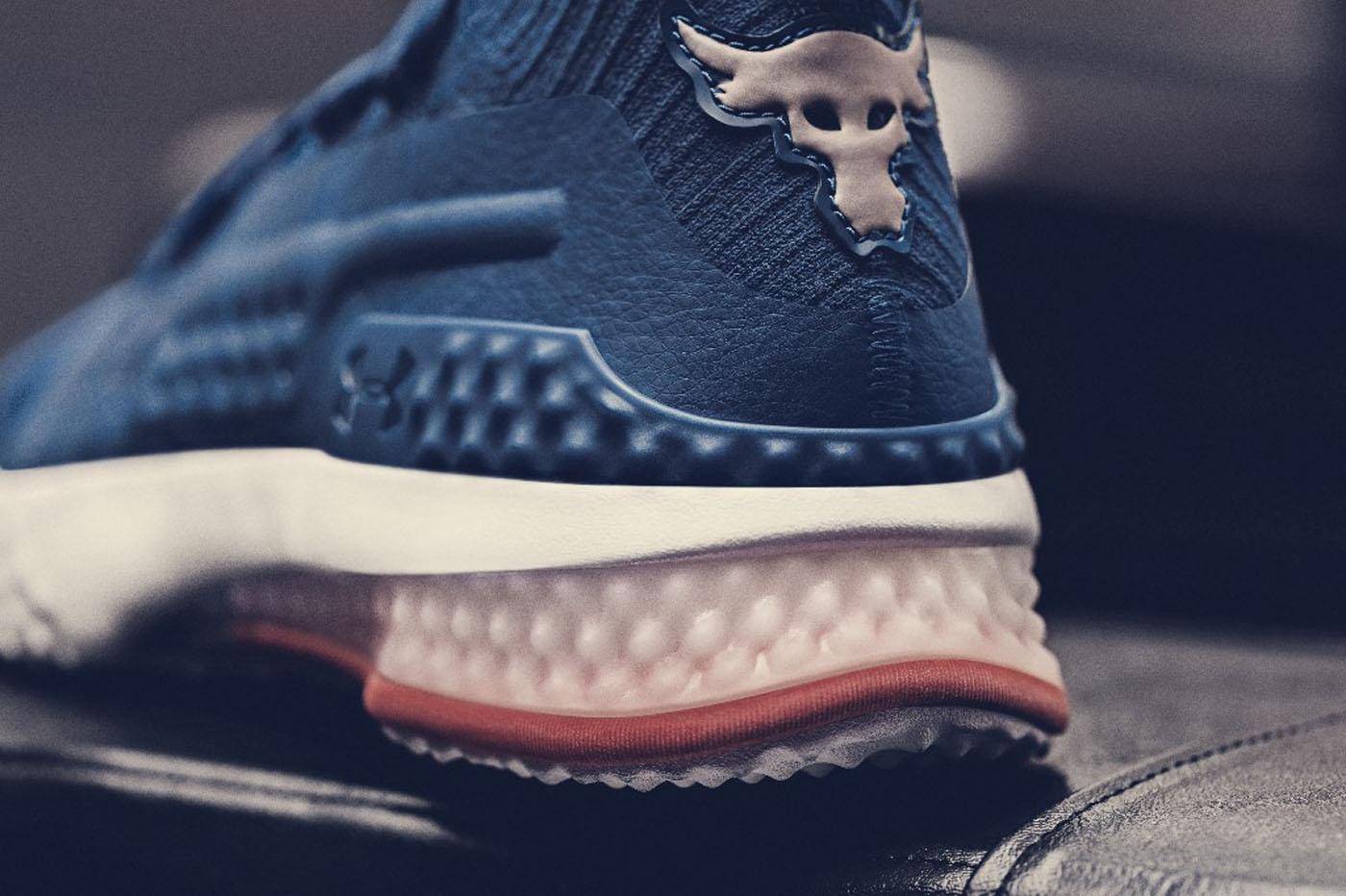 什么牌子的健身手套好_健身训练鞋_深蹲训练鞋