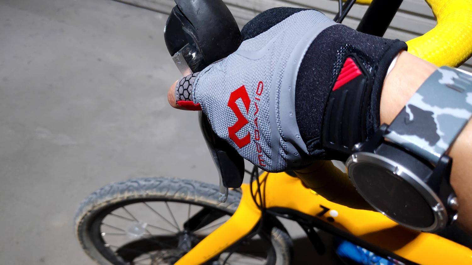 迈克达威手套_什么牌子的健身手套好_减脂计划