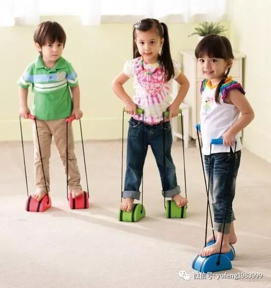 感统训练单腿椅_互动式投篮_家庭感觉统合训练范例