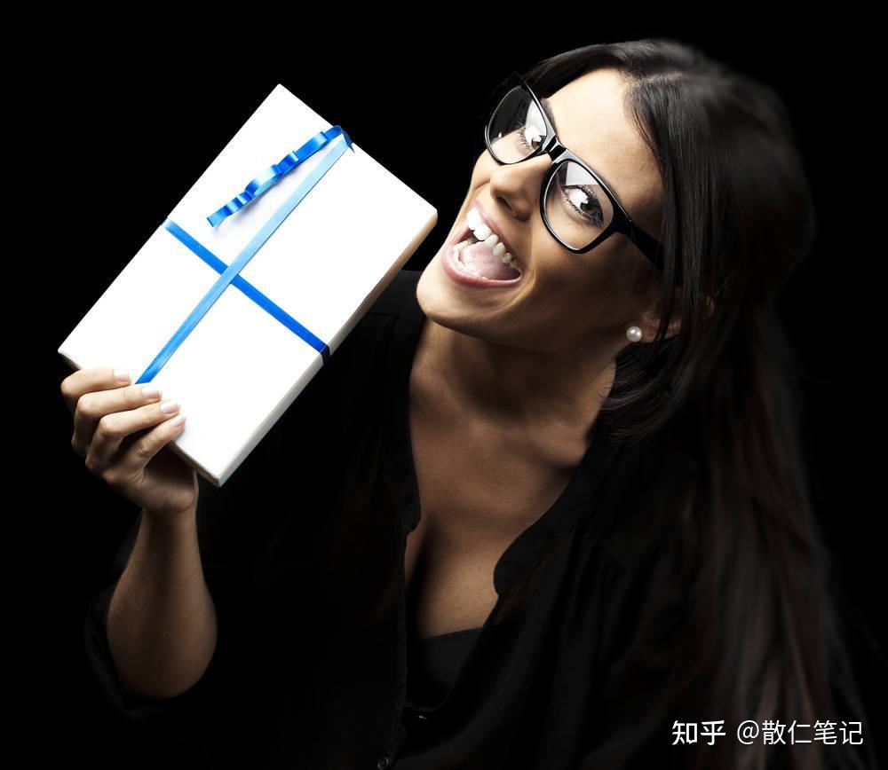 人情世故_送礼技巧_送人送健身手套